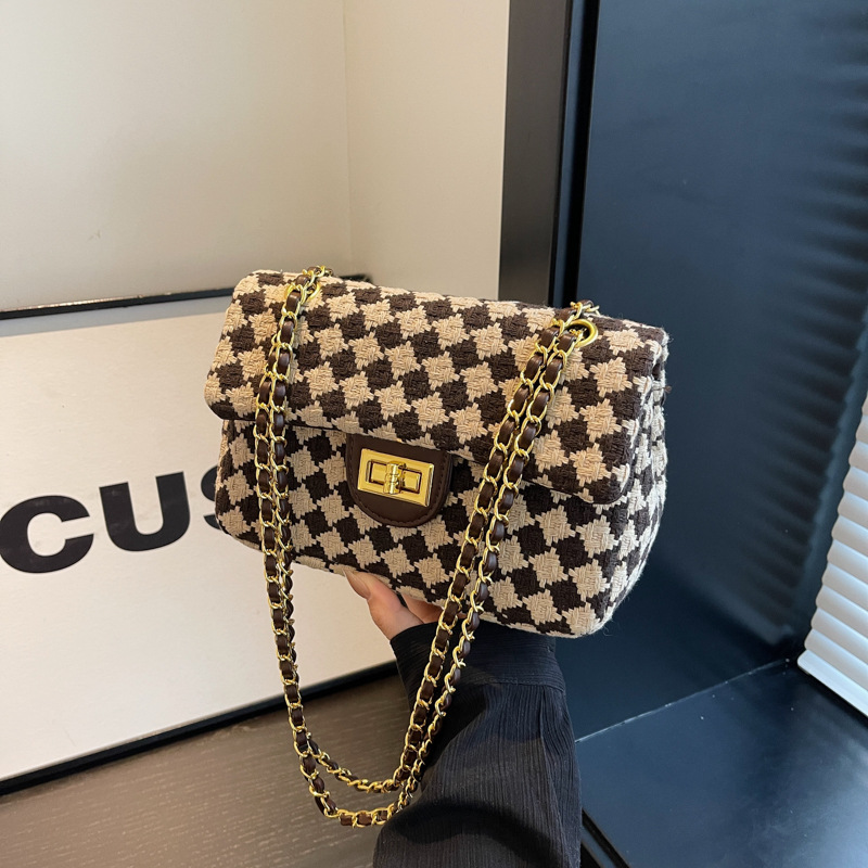 Woolen Bag Image 1
