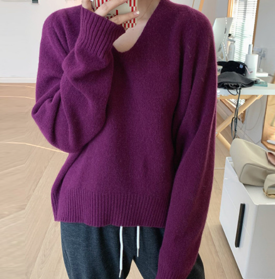 Sweater Image 7