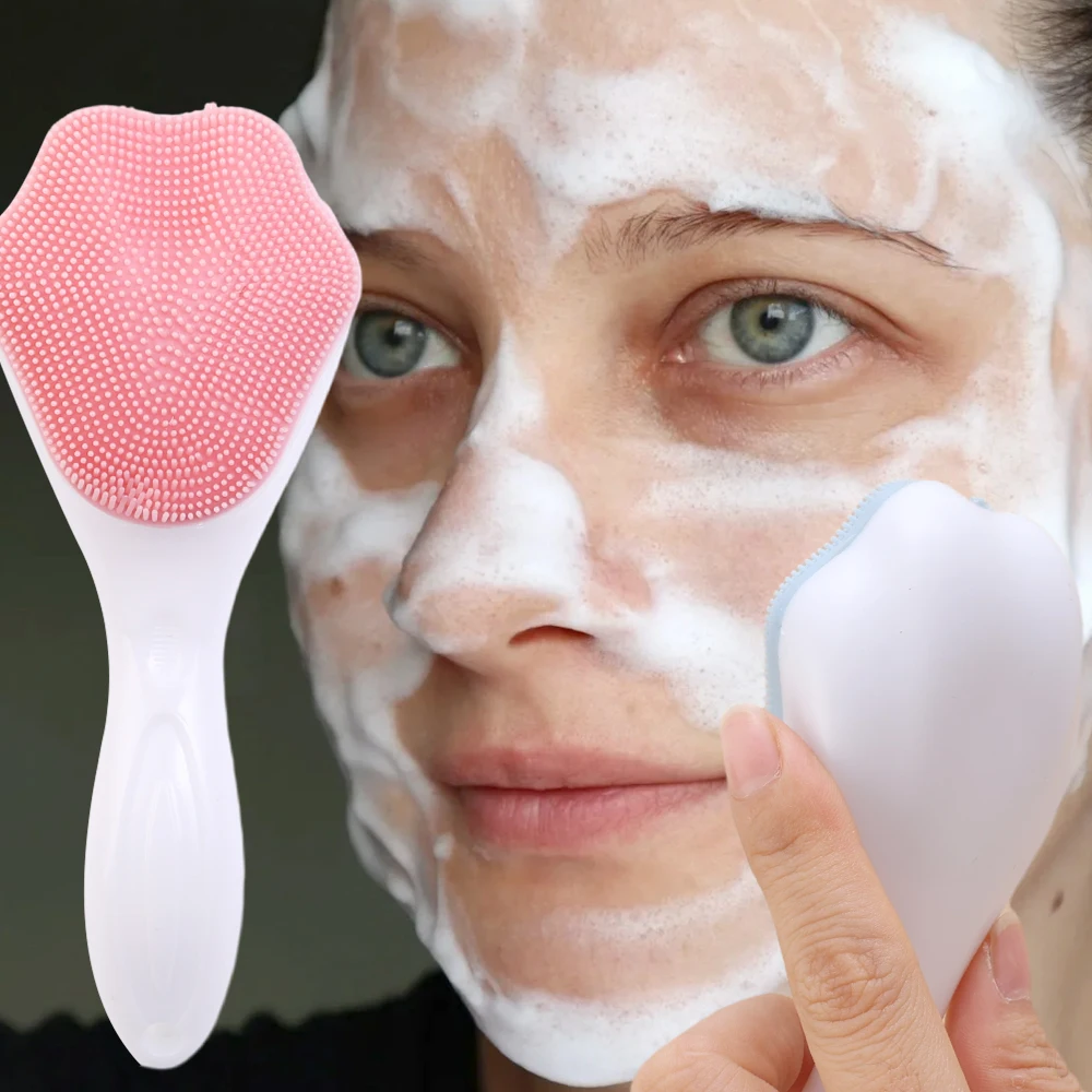 Close-up of Silicone Cat Paw Facial Cleansing Brush