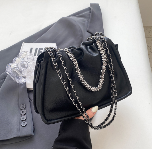 Women's Shoulder Bag Image 3