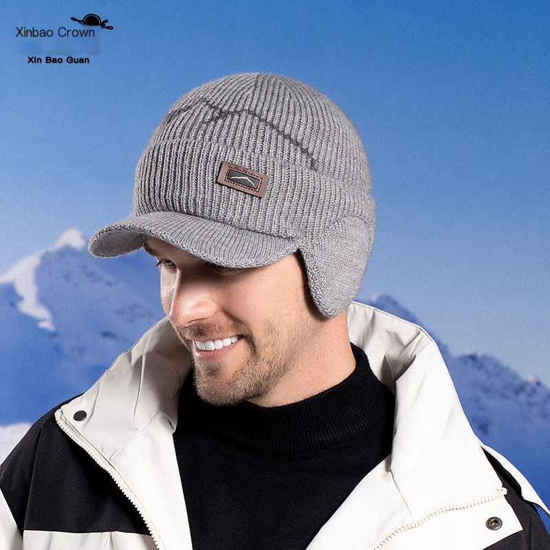 Gorro de inverno masculino cinza claro
