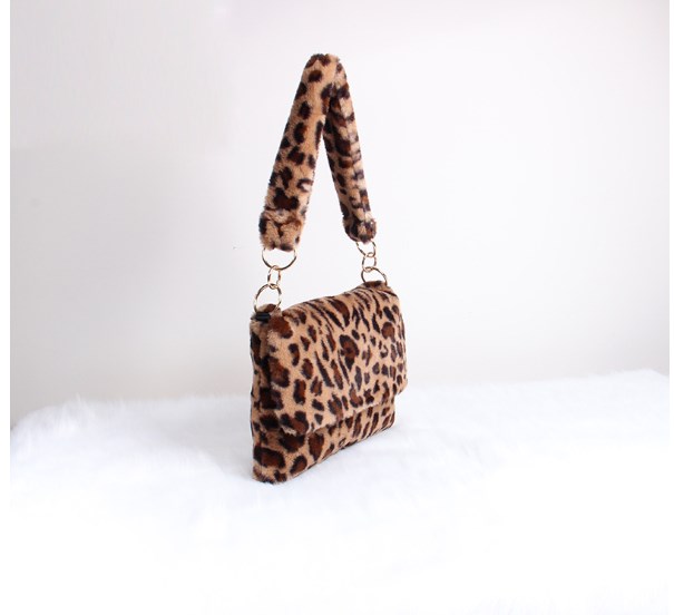 Plush Wallet Leopard Print White