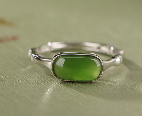 Jade Ring Image 3