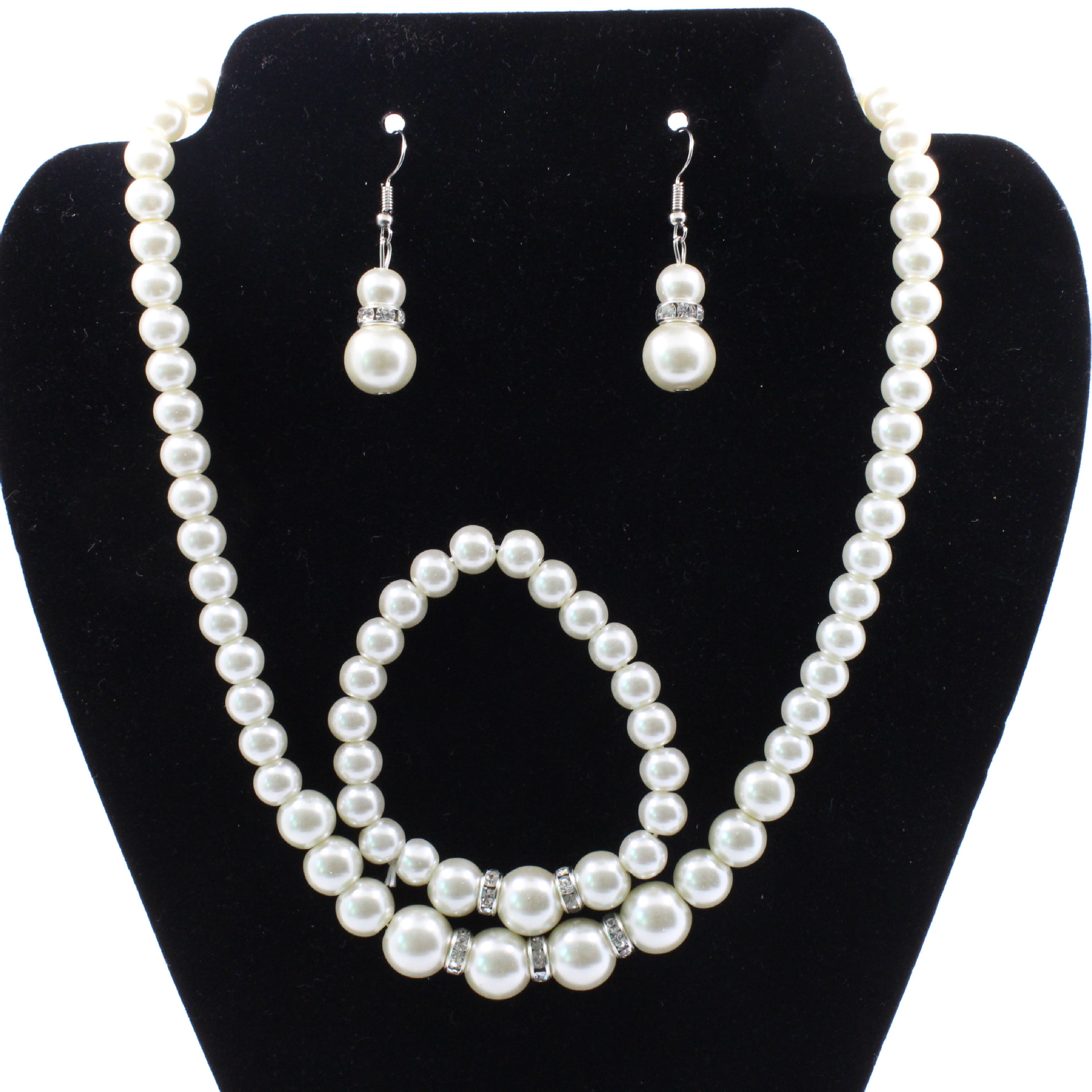 Bridal Accessory Set Image 1