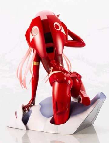Darling in the FranXX Zero Two Figure 3