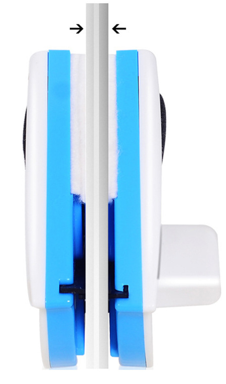 Magnetic Window Cleaner Image 4