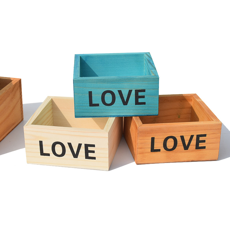 Wooden Flower Pot Image 2