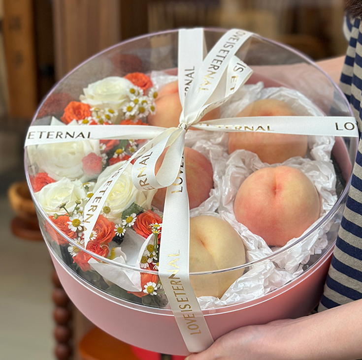 Flower Shop Materials Flower Bundle Packaging Round Square Strawberry Bear Silver Holding Bucket Flower Box Gift Box Flowers Holding Bucket