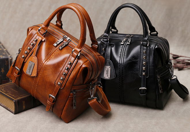 Oil Wax Leather Bag Image 2