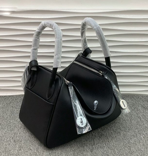 Large Capacity Handbag