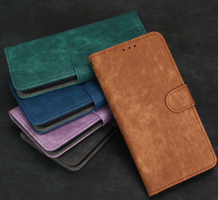 Retro Flip Phone Leather Case Image 1