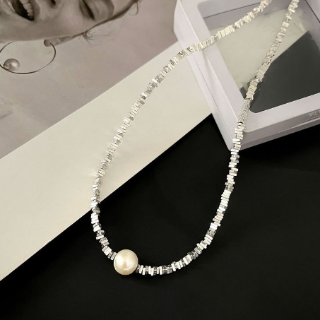 Stylish Wear with Bracelet