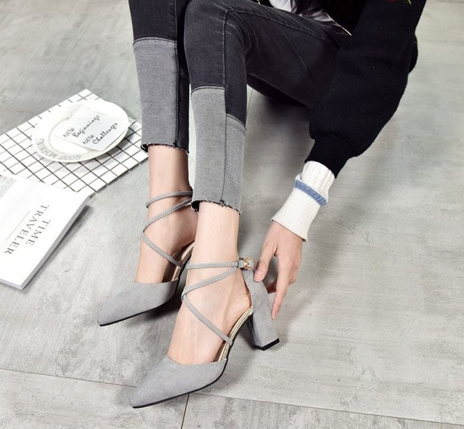 Suede sandals image 3