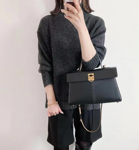 Casual Outfit with Sweater