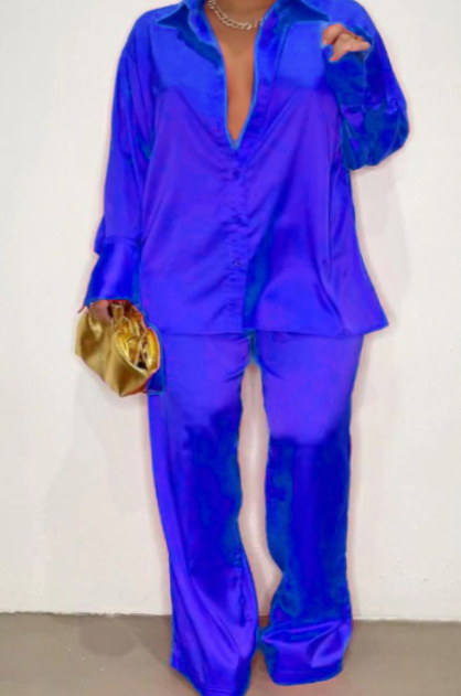 Elegant Satin Tracksuit Image 3