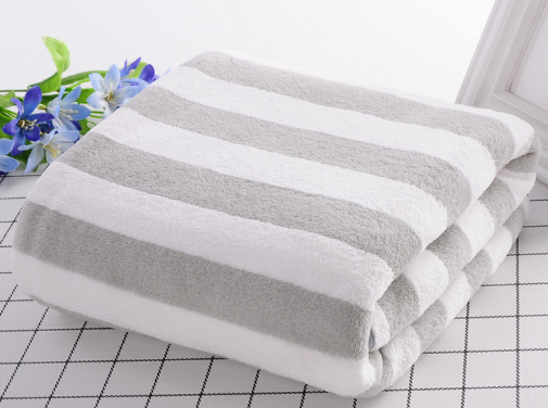 Coral Velvet Bath Towels image