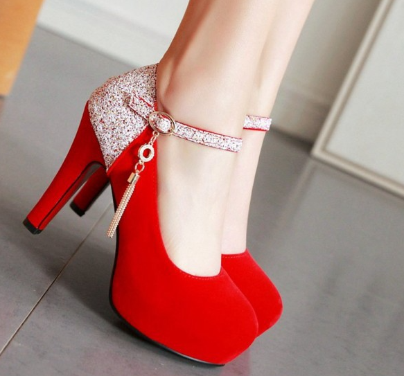 נעלי כלה עם עקב גבוה