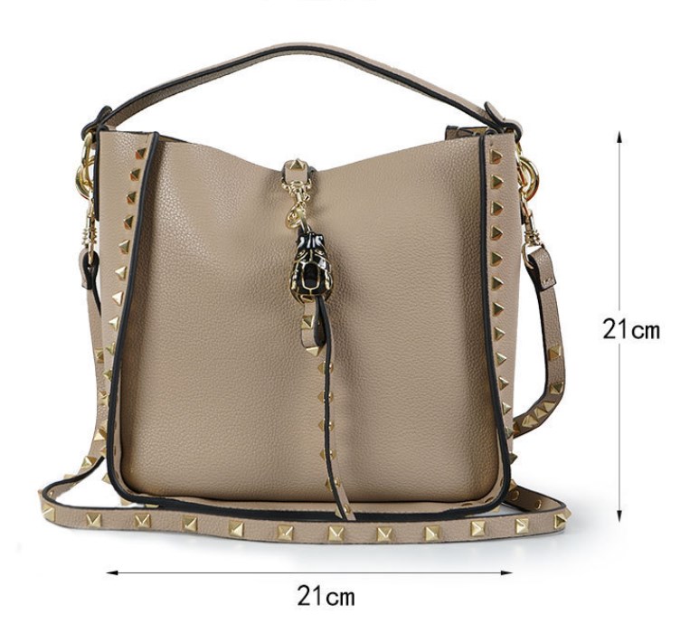 Rivet Tote Bag 5