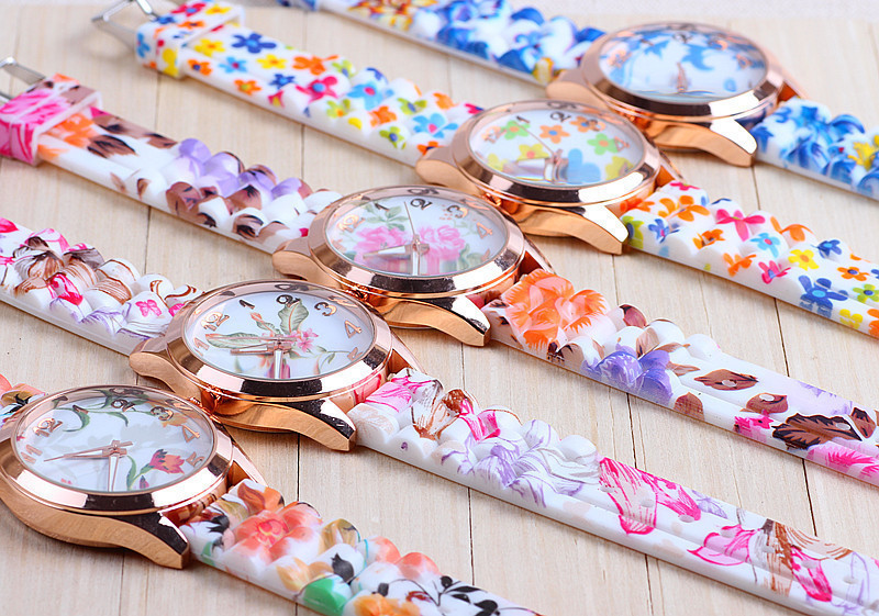 Geneva Fashion Floral Women's Watch