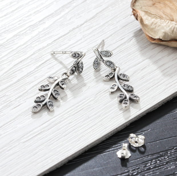 Leaf Pattern Earrings