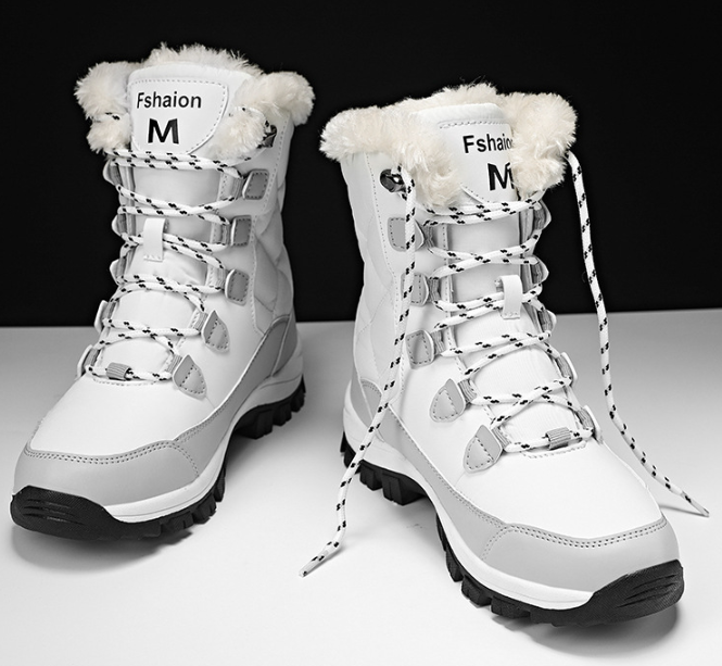 Bota Feminina de Inverno Melissa Peluciada - Stylish Winter Boots