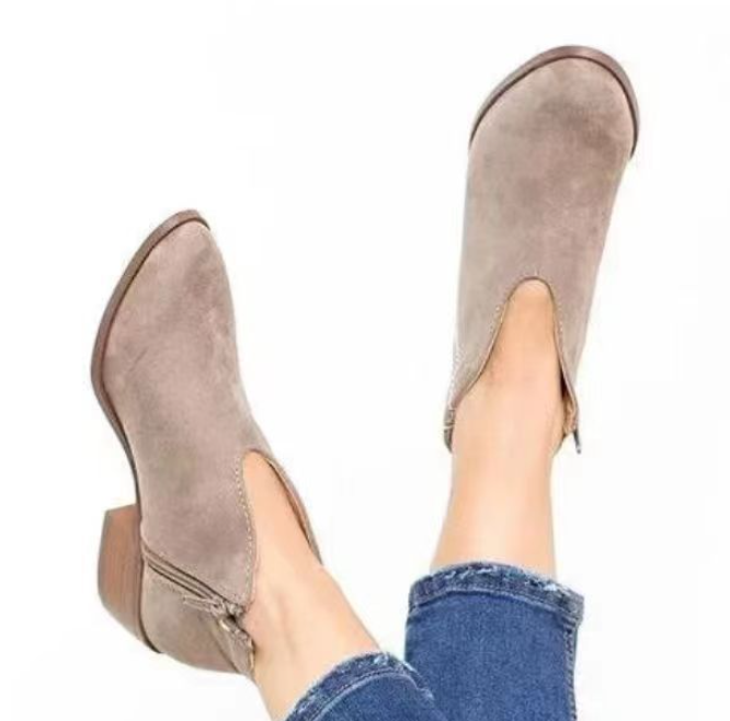 Low Heeled Boots Image 3