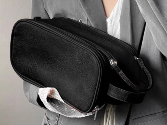 Makeup Bag Image 3