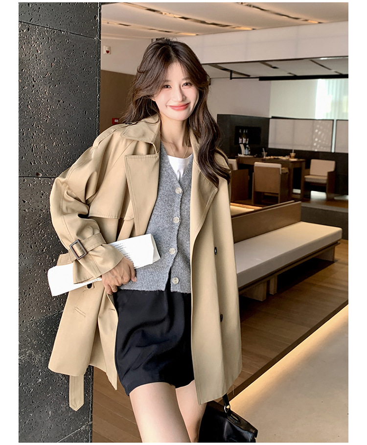 Elegant Women's Fashion