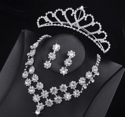 Bridal accessories set
