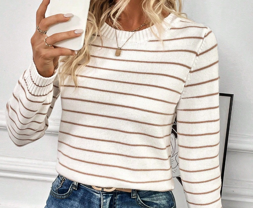 Women's Striped Knitted Pullover Sweater Image 3