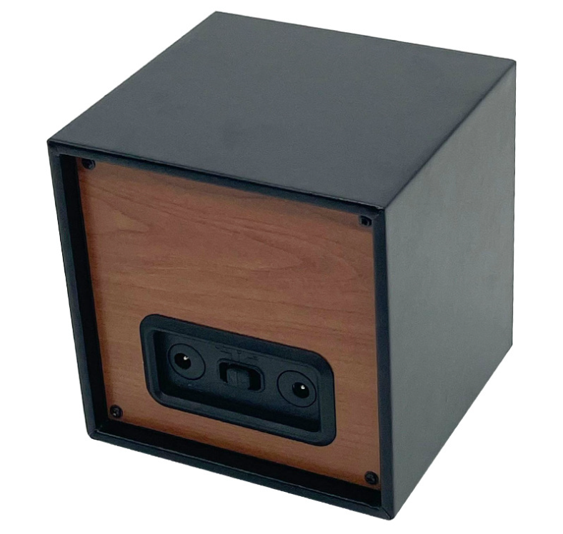 Gros plan sur le remontoir de montre