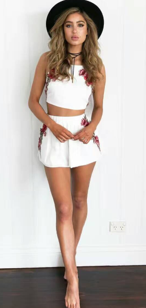 Embroidered Two-Piece Set Image 3