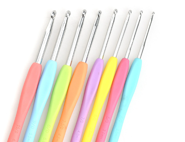 Crochet Needles Kit 8 PIECES