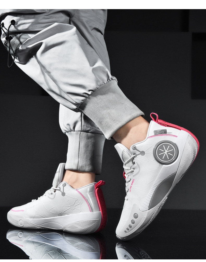 Basketball Shoe Image 8