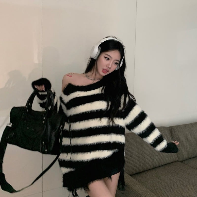 Loose Plush Striped Sweater