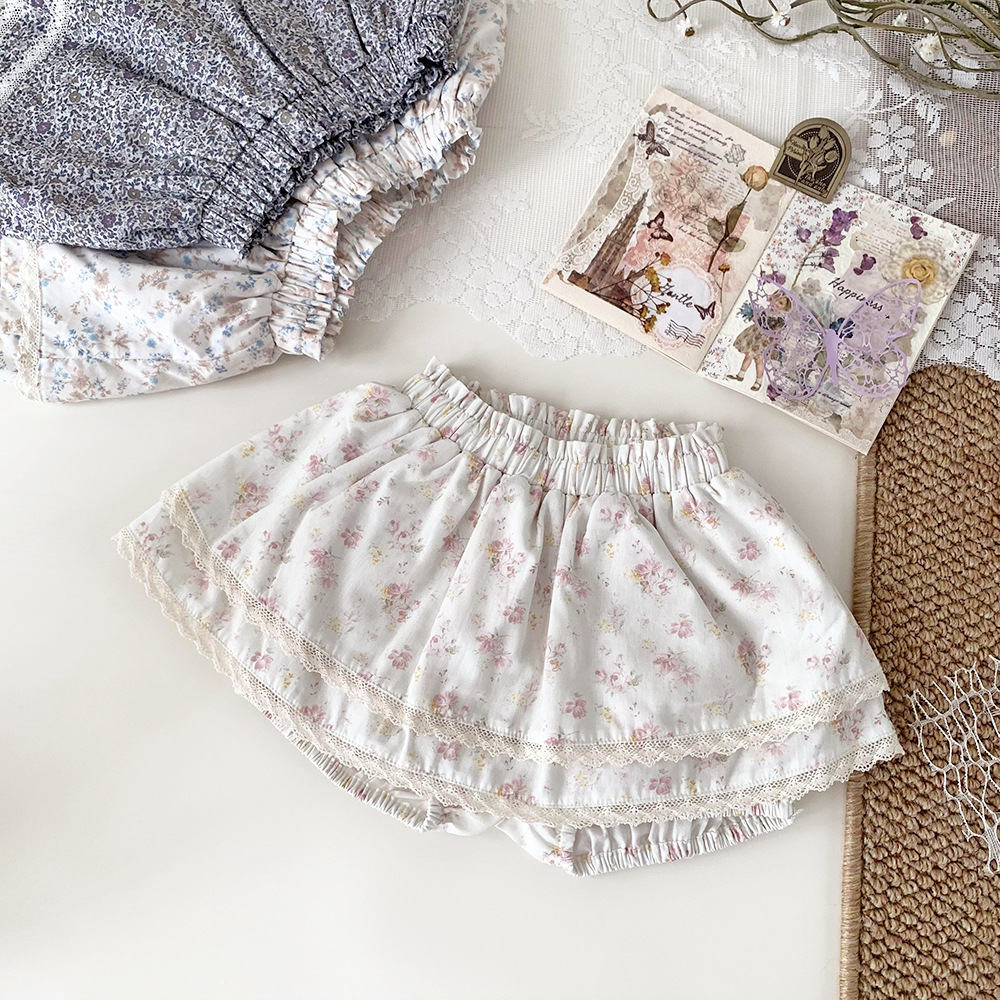 Baby Girl Floral Shorts Image 3