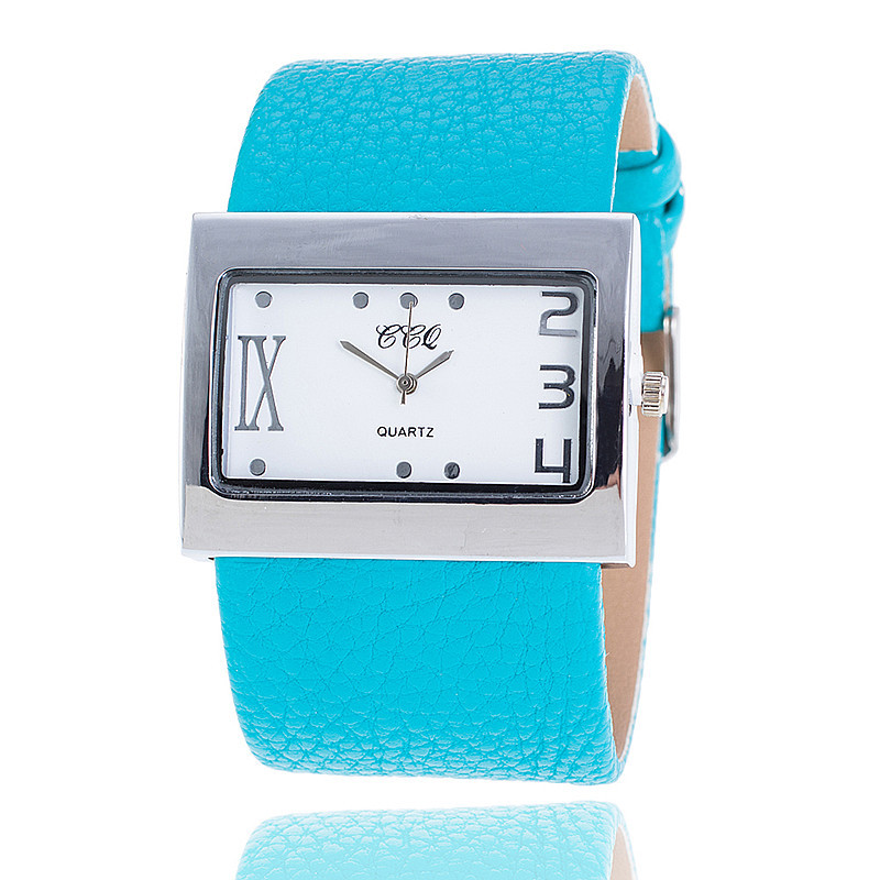 Fashionable Square Dial Quartz Watch