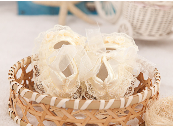 Baby Walking Shoes in Use