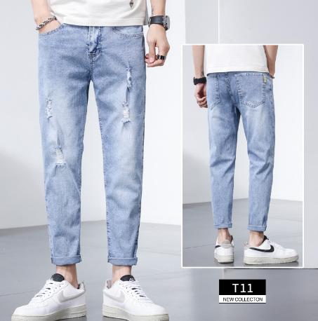 Men's Small Feet Jeans Detail View