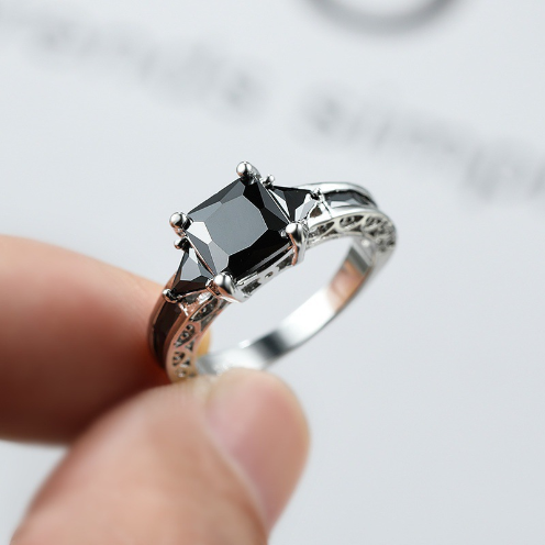 Classic Square Cut Inlaid Black Zircon Ring 2