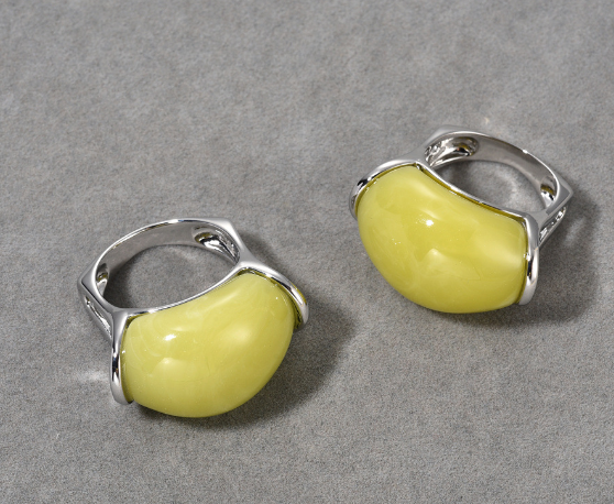 Grape Green Ring Image 1