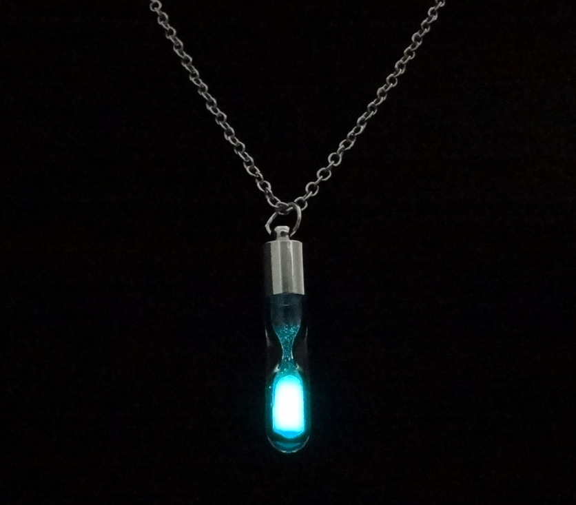 Vintage Glass Necklace - Purple