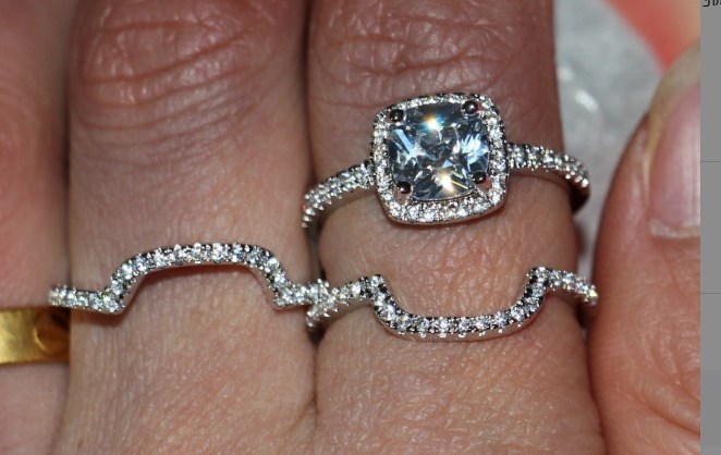 Zircon Ring