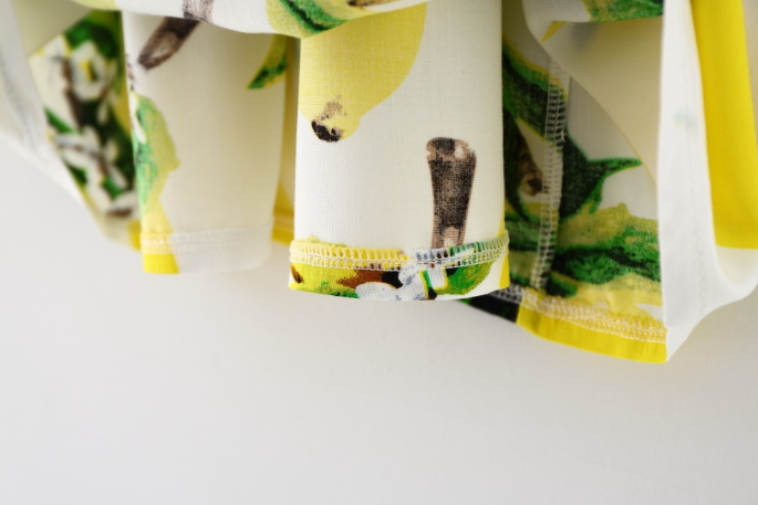 Sleeveless Flower Dress Image 3