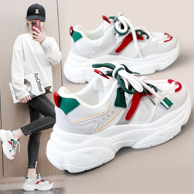 Fashionable casual shoes