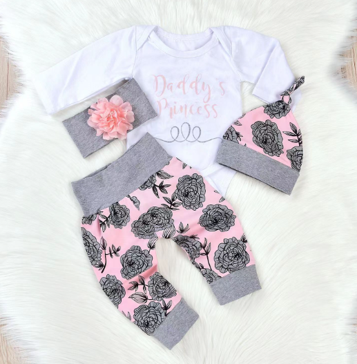 Newborn Clothes Set Image 2