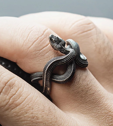 Fashion Trend Snake Gold-plated Ring