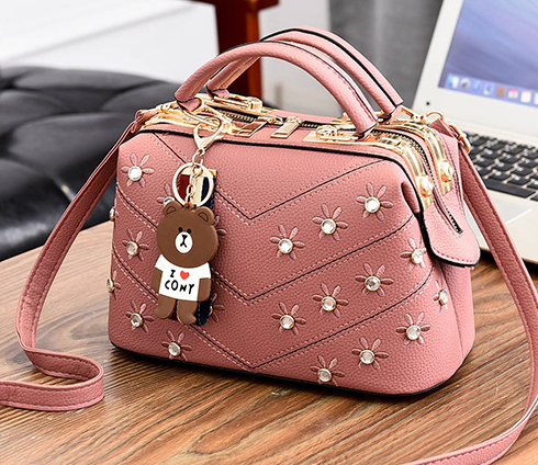 Stylish Handbag Image 6