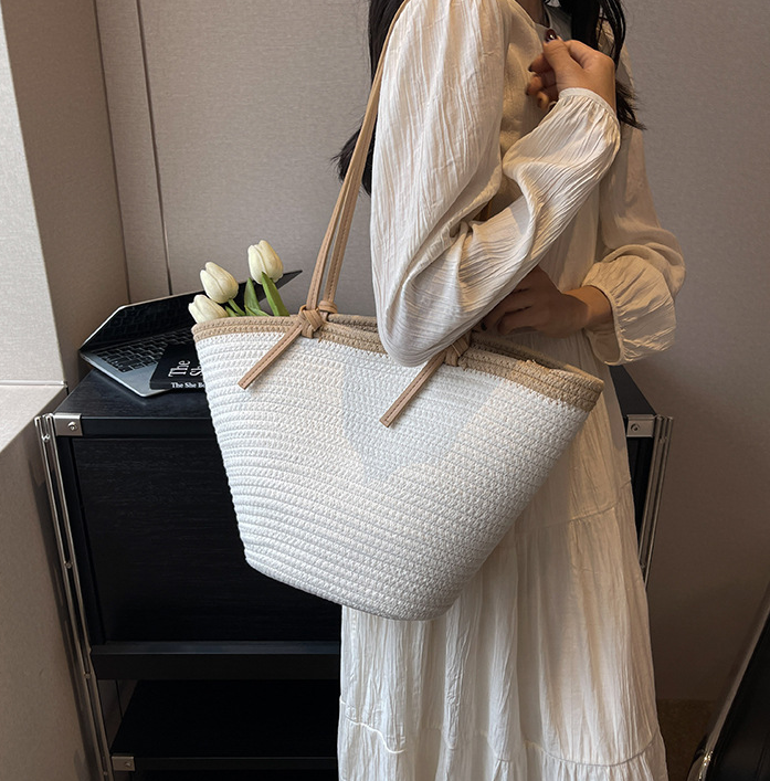 Grass Woven Beach Tote 5