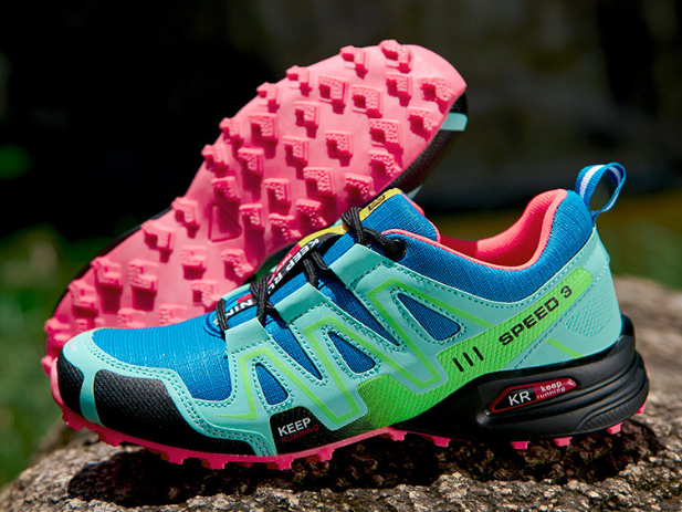Lightweight Hiking Shoes